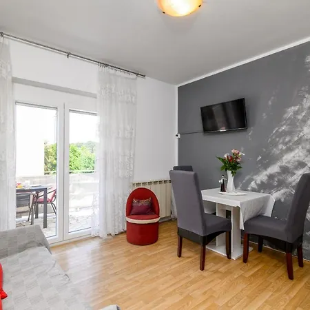Apartments With A Parking Space Rovinj - 19088 Exterior photo
